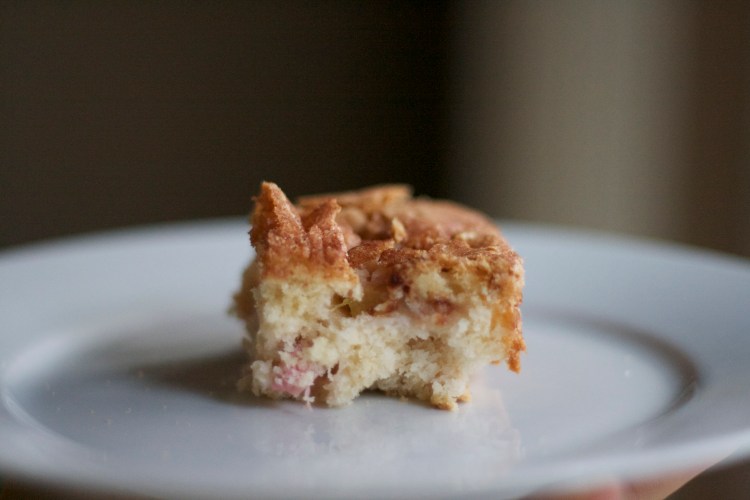 rhubarb cake
