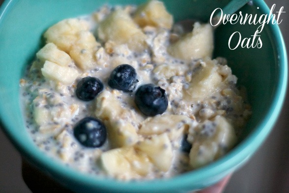 overnight oats banana blueberry