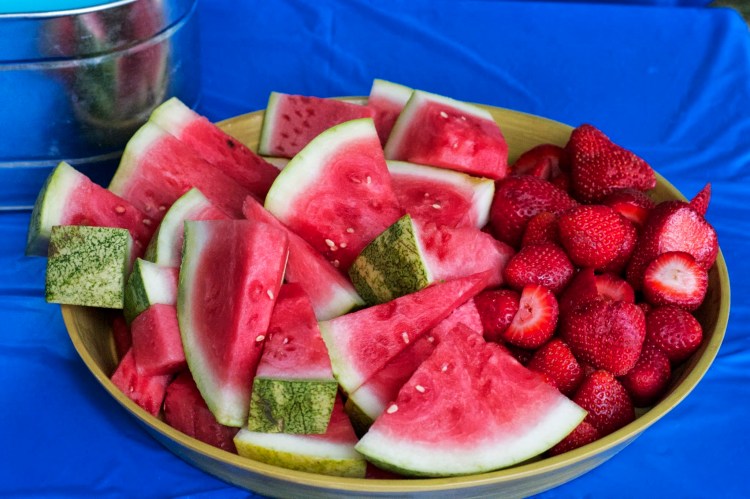 fruit plate surfing birthday party simply social blog 