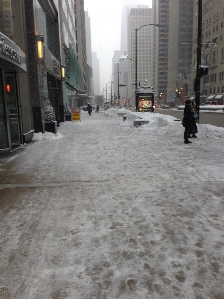 magnificent mile, winter storm, chicago, michigan avenue