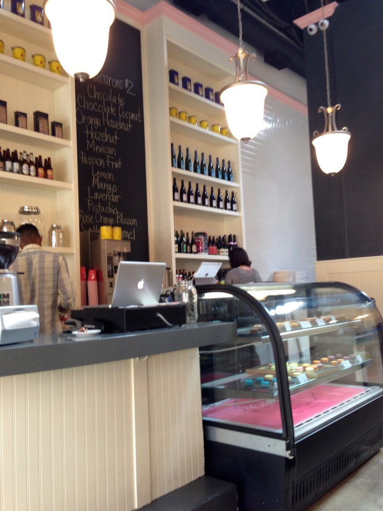 cafe creme, bucktown, wicker park, breakfast, brunch, maccarons, Chicago, dining