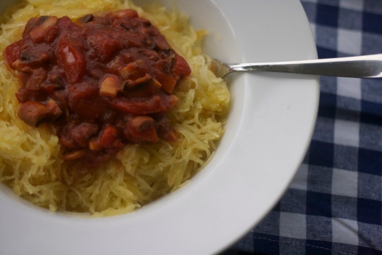spaghetti squash recipes, meatless spaghetti, mushroom and shallot marinara, whole 30 approved spaghetti, vegetarian, italian, whole foods
