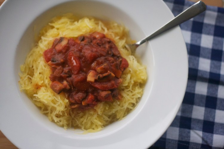 spaghetti squash recipes, meatless spaghetti, mushroom and shallot marinara, whole 30 approved spaghetti, vegetarian, italian, whole foods