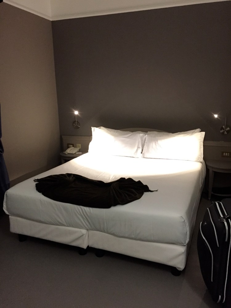 Bologna, italy, honeymoon in Italy, San Luca, basilica, bolognese, open markets, porticoes, travel, summer in italy, bolognese food, hotel metropolitan