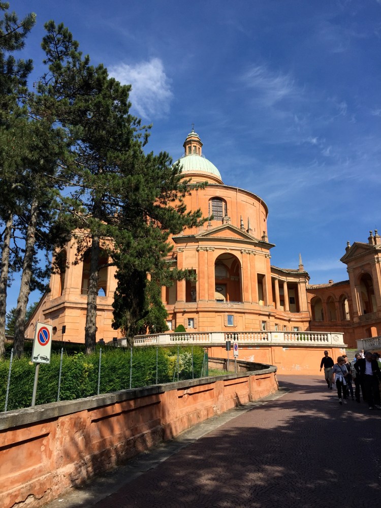 Bologna, italy, honeymoon in Italy, San Luca, basilica, bolognese, open markets, porticoes, travel, summer in italy, bolognese food