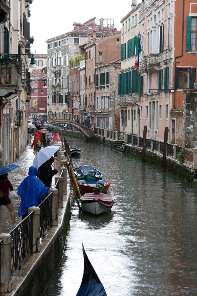 venice, italy, honeymoon in italy, venezia, travel, wedding, canal, bridge