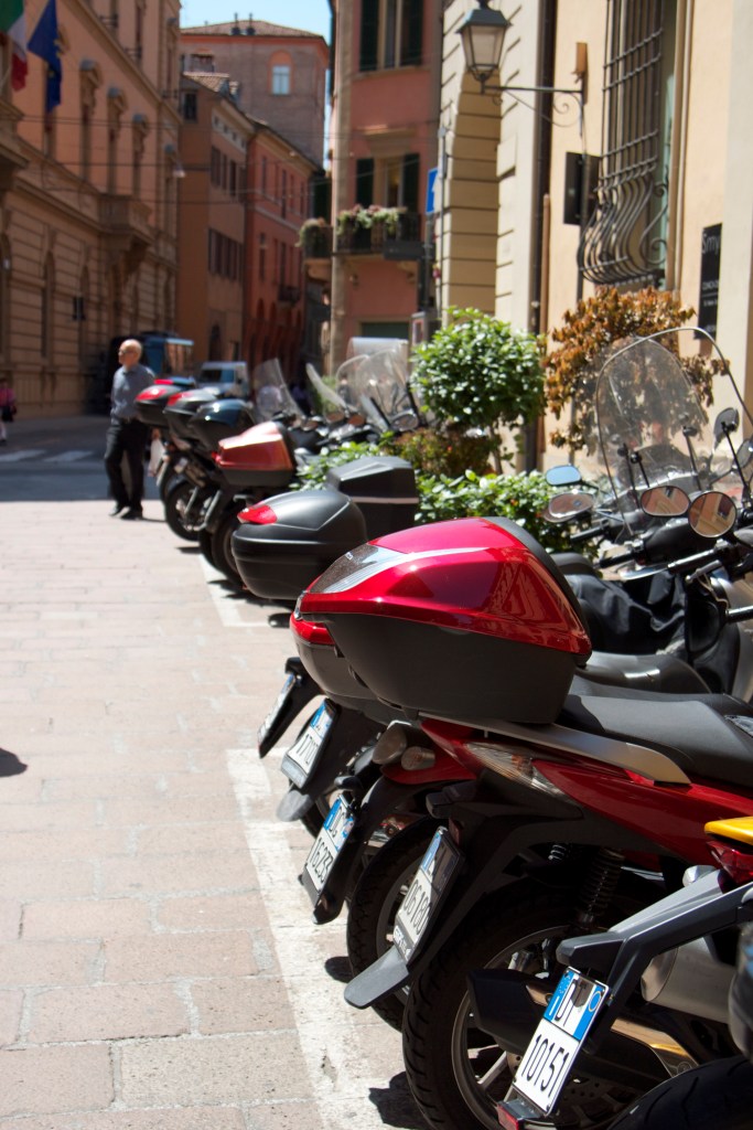 Bologna, italy, honeymoon in Italy, San Luca, basilica, bolognese, open markets, porticoes, travel, summer in italy, bolognese food