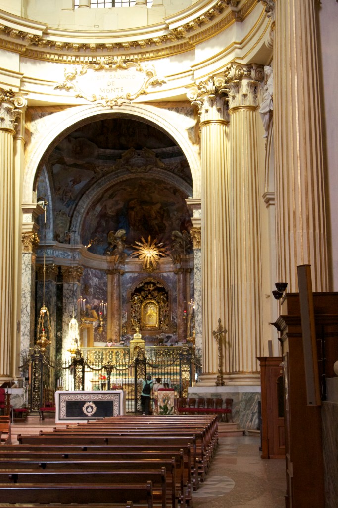 Bologna, italy, honeymoon in Italy, San Luca, basilica, bolognese, open markets, porticoes, travel, summer in italy, bolognese food