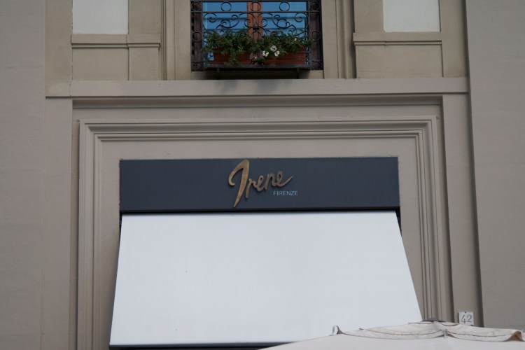 Florence, firenze, Italy, honeymoon in italy, honeymoon, wedding, travel, duomo, ponte vecchio, tuscany, la scaletta, palazzo pitti, boboli gardens, renaissance art, 