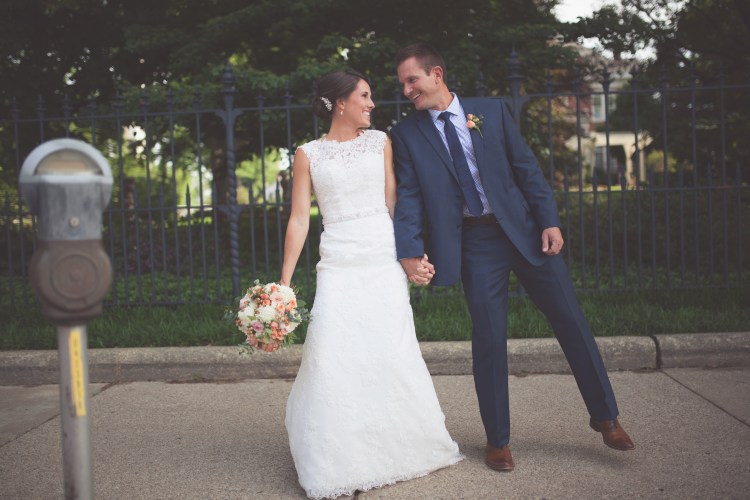 groom, wedding, springfield illinois wedding, blue suits, jcrew, tommy hilfiger, family, wedding