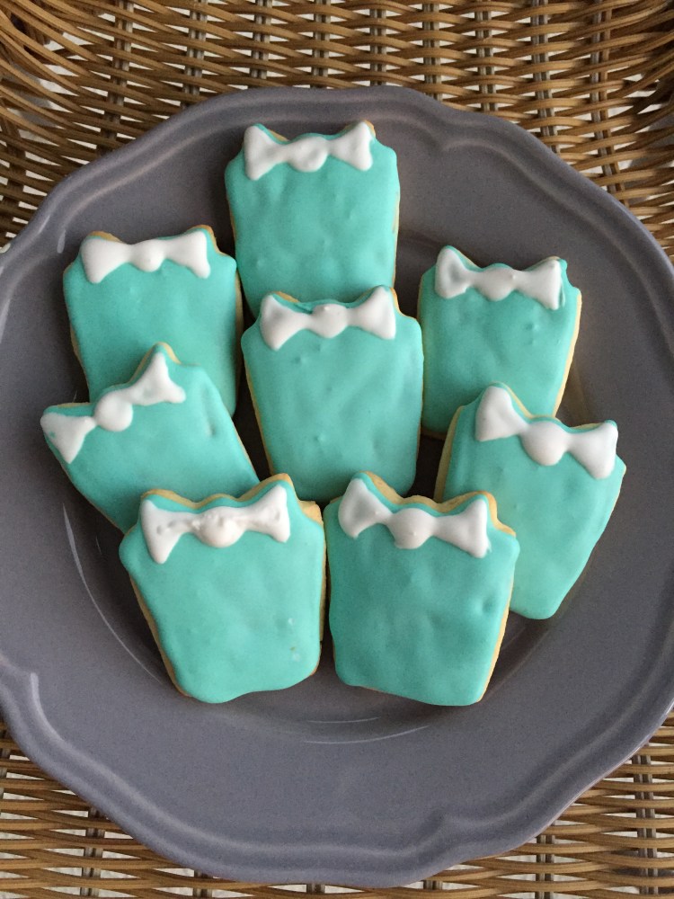 sugar cookies, royal icing, baking, breakfast at tiffany's cookies, bridal shower, dessert, tiffany blue sugar cookies