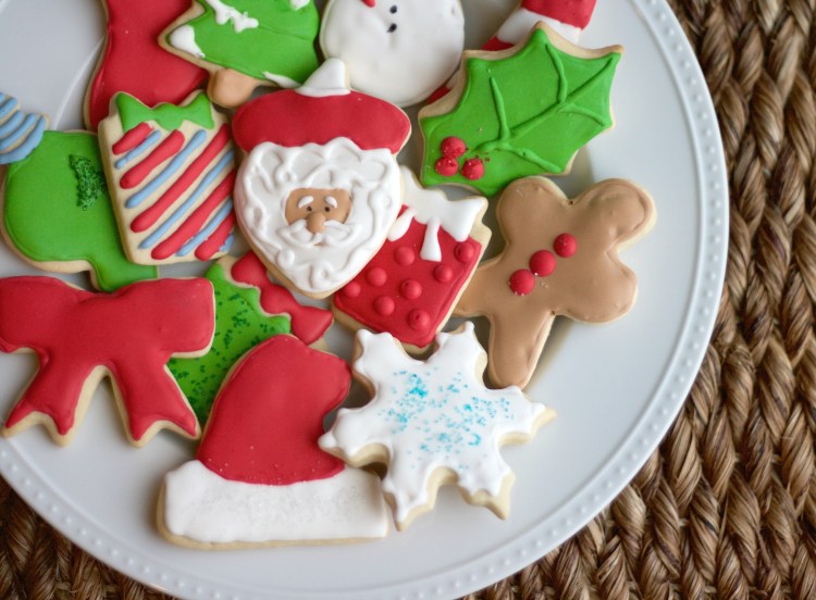 Christmas sugar cookies, royal icing, santa christmas cookie, christmas sugar cookies, snowman cookies, ornament cookies, christmas tree cookies, holly cookies, stocking cookies, present cookies, decorating, wilton,